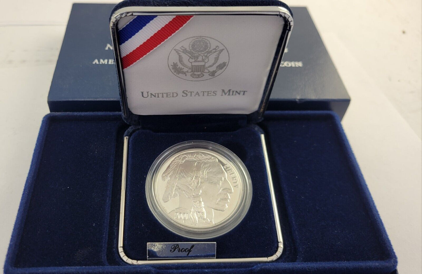 2001 United States Mint Smithsonian Proof American Buffalo Commemorative Coin