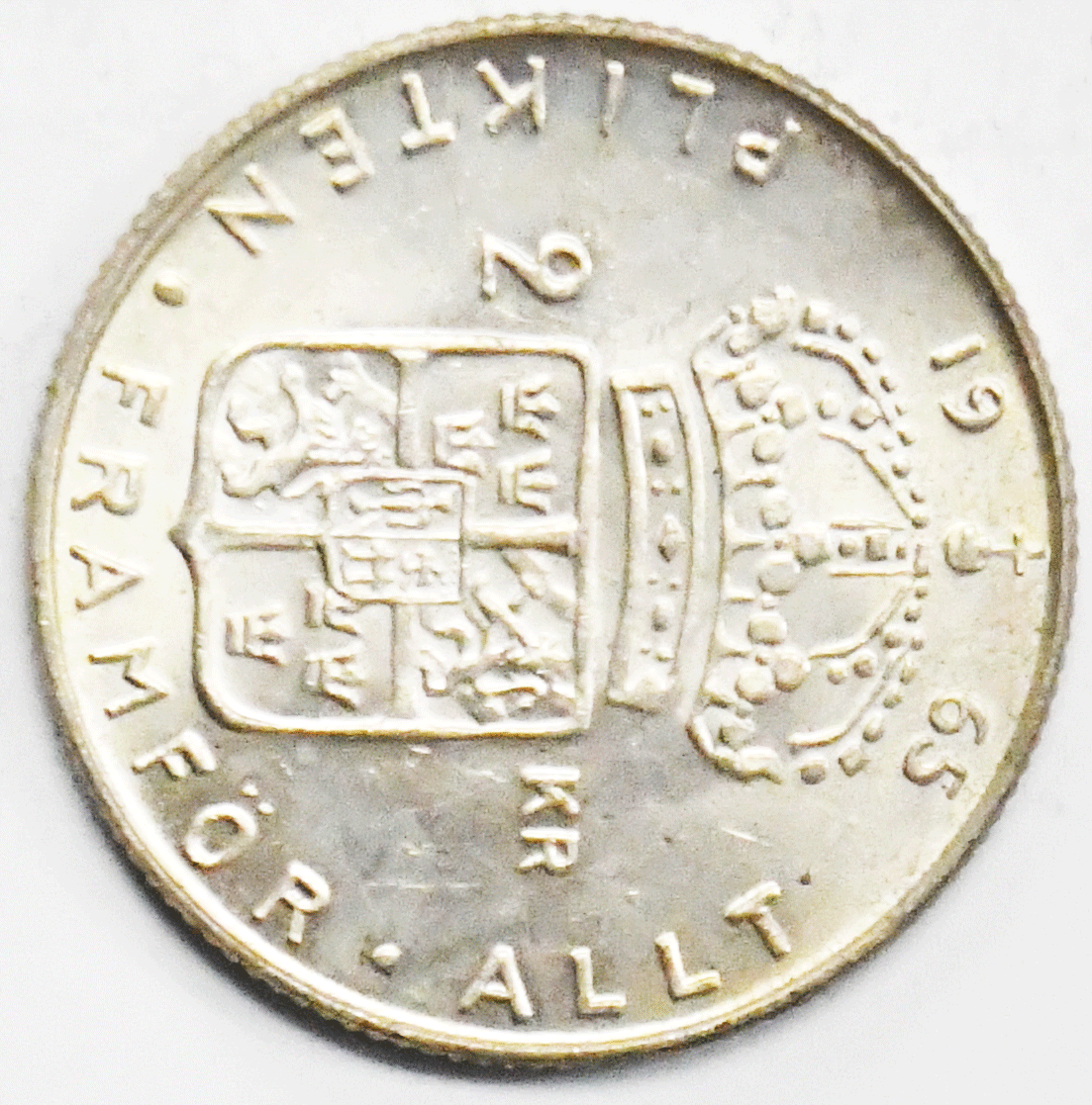 46689573