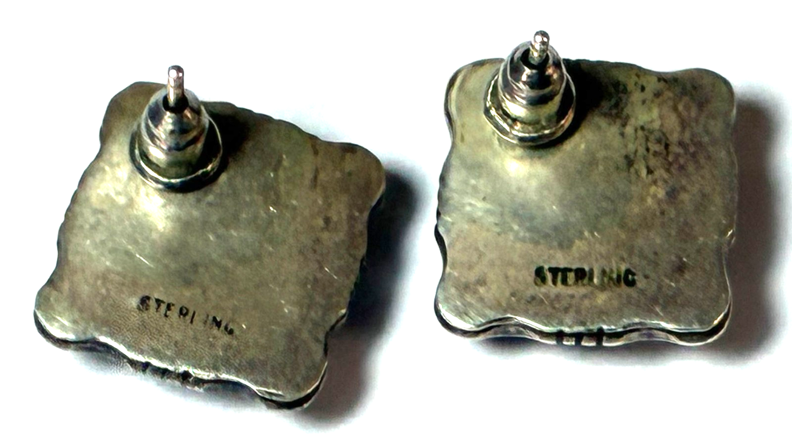 47327435