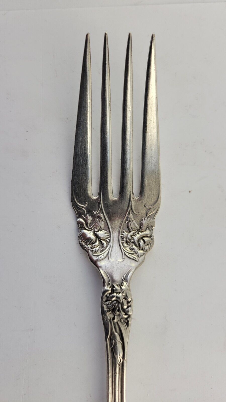 Carnation by Wallace Sterling Silver 7  1/4" Cold Meat Serving Fork 1.3oz.