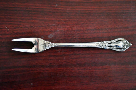 Eloquence by Lunt Sterling Silver 5 7/8" Short Handle Pickle Olive Fork .77 oz.