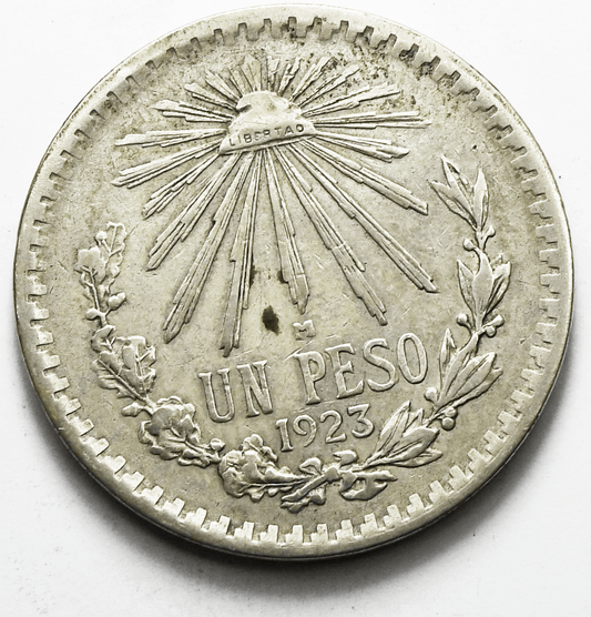 1923 Mexico Estados Unidos Mexicanos Un Peso Silver Coin KM# 455