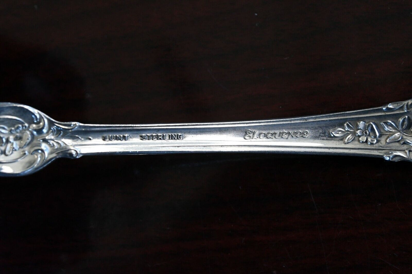 Eloquence by Lunt Sterling Silver 2.2 oz. Solid Gravy Ladle 6 1/4"