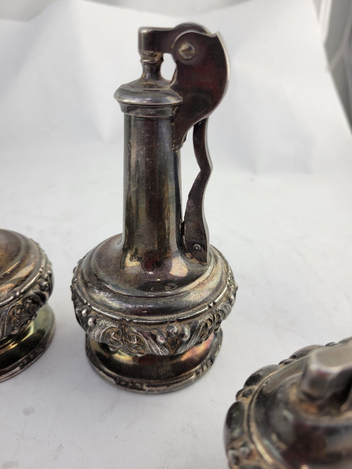 2 Pairs of Collectible Silver Plated Ronson Crown & Decanter Table Lighters