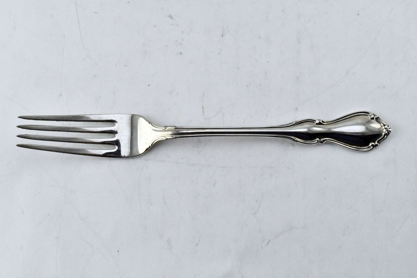 Hampton Court by Reed & Barton Sterling Silver 7 1/2" Place Dinner Fork 1.6oz.