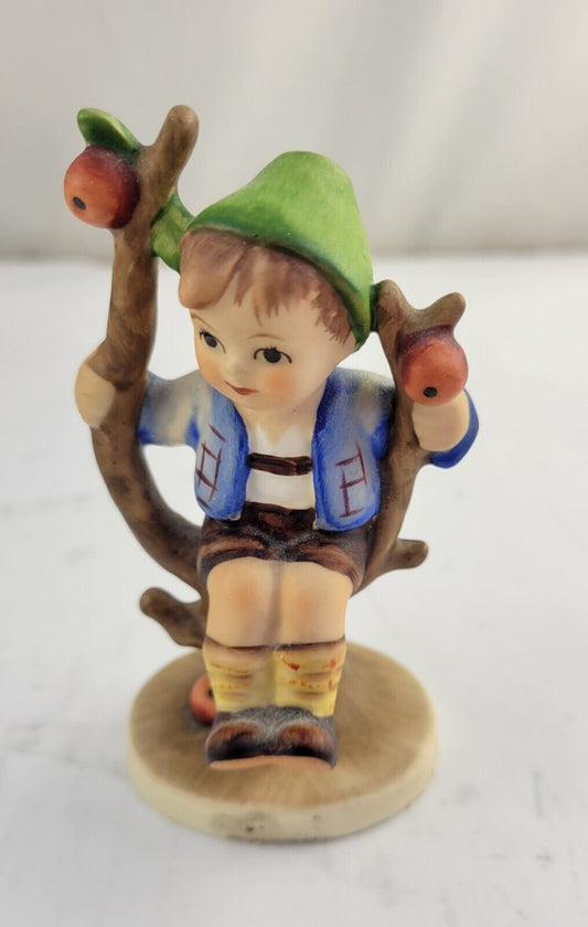 Goebel Hummel #142 3/0 "Apple Tree Boy" TMK-5 Germany 3 3/4"