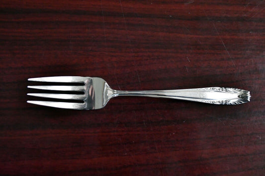 Stradivari by Wallace Sterling Silver 1.1 oz Salad Dessert Fork 6 1/4"