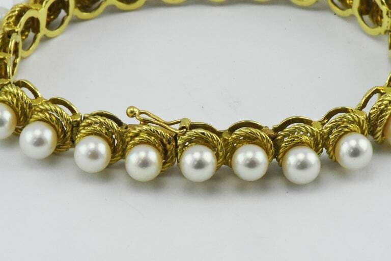Vintage Hammerman Bros. 18 Karat Yellow Gold and 24 Pearl Bracelet, New York
