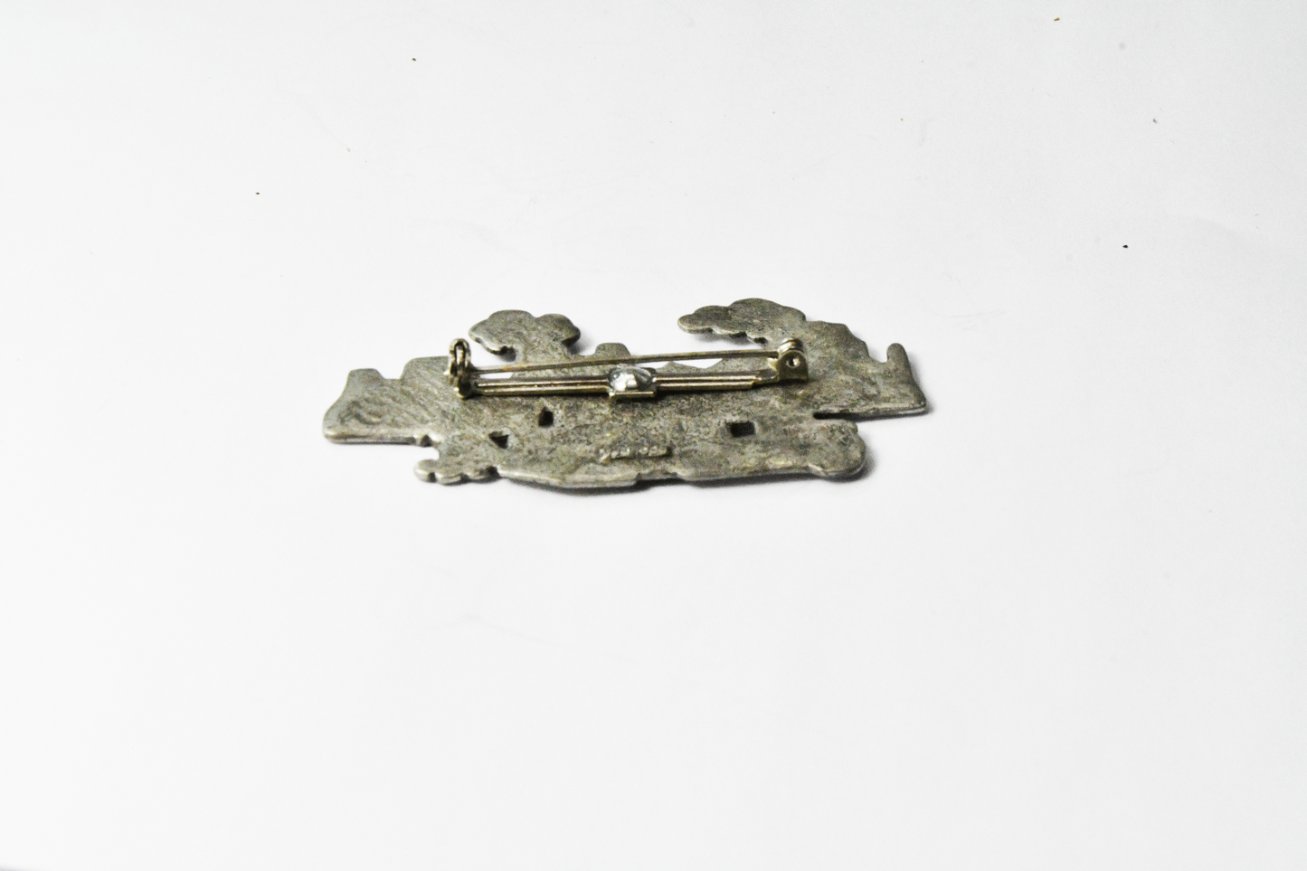 Pewter 1988 Jonette Pueblo Village landscape Brooch Pin 64mm x 32mm