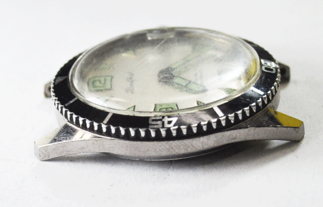 Vintage Rockford 17 Jewels Manual Wind Wristwatch Bennett 1803 35mm Sport Diver