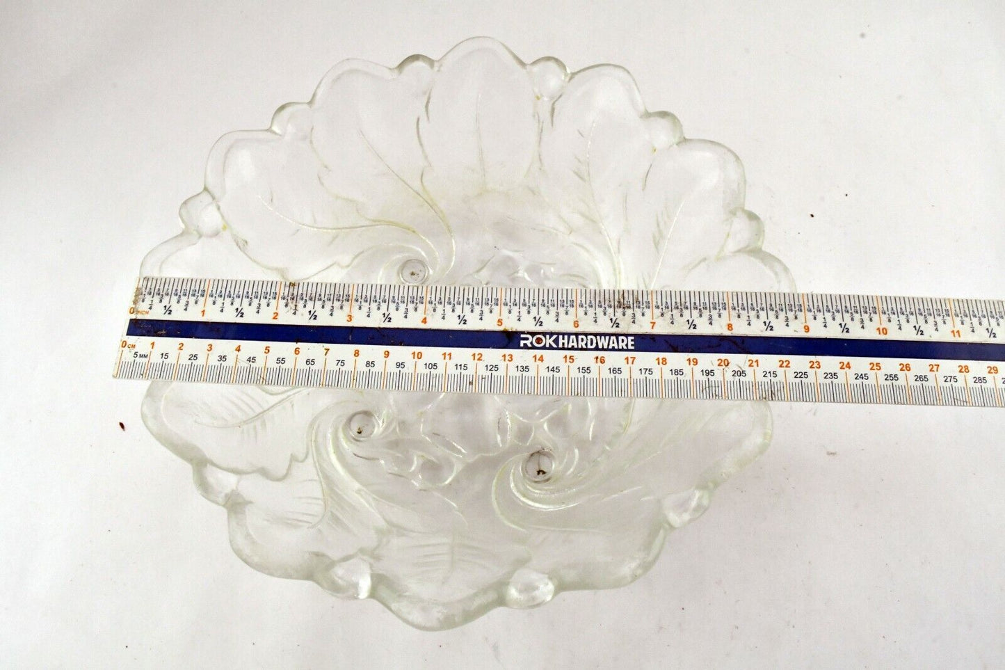 Vintage Heavy Floral Poppy Glass Centerpiece Bread Bowl 9" Wide x 3 1/4" Tall
