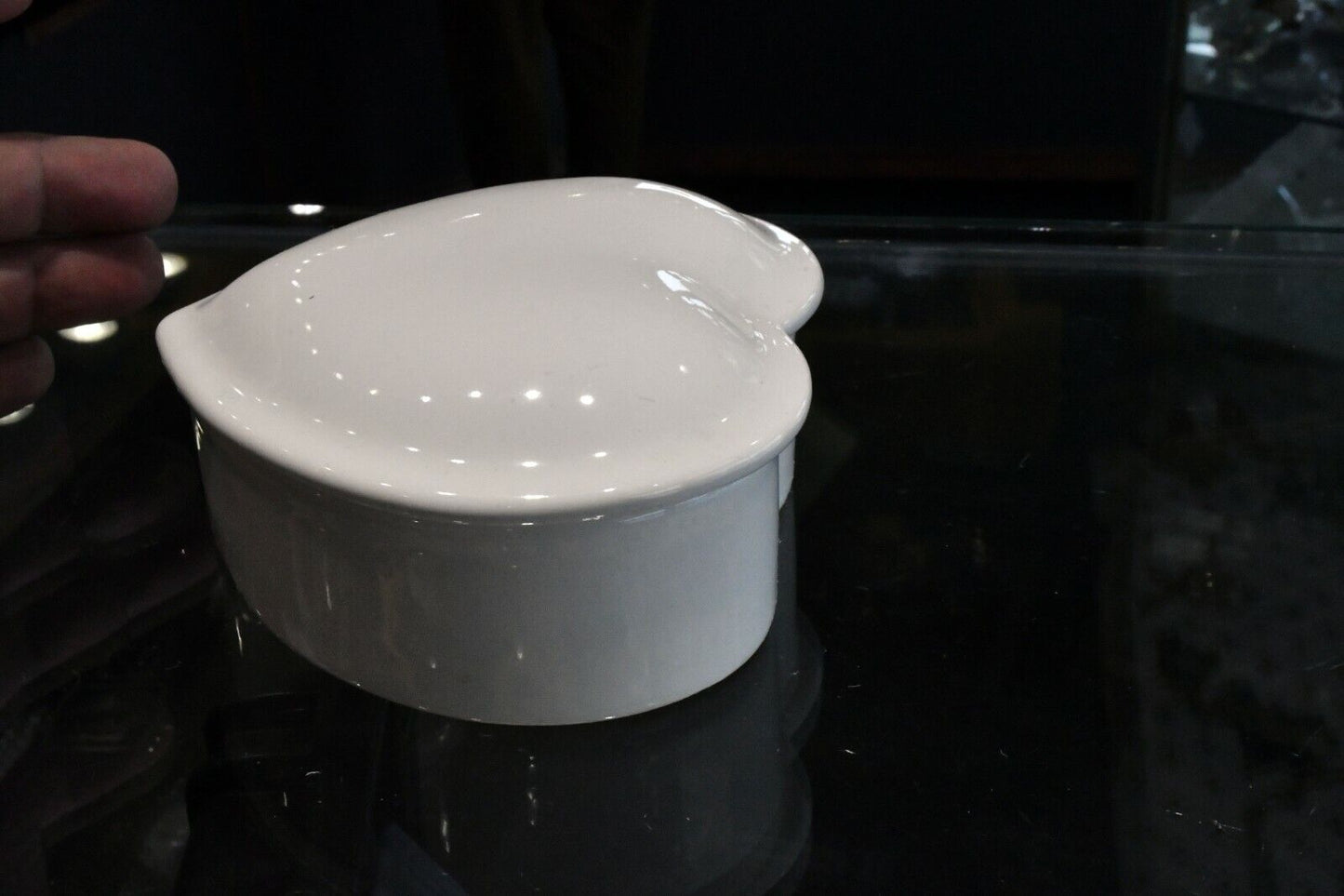 Vintage Heart Shaped White Ceramic Jewelry Ring Box 4 1/4" Wide x 2" Deep