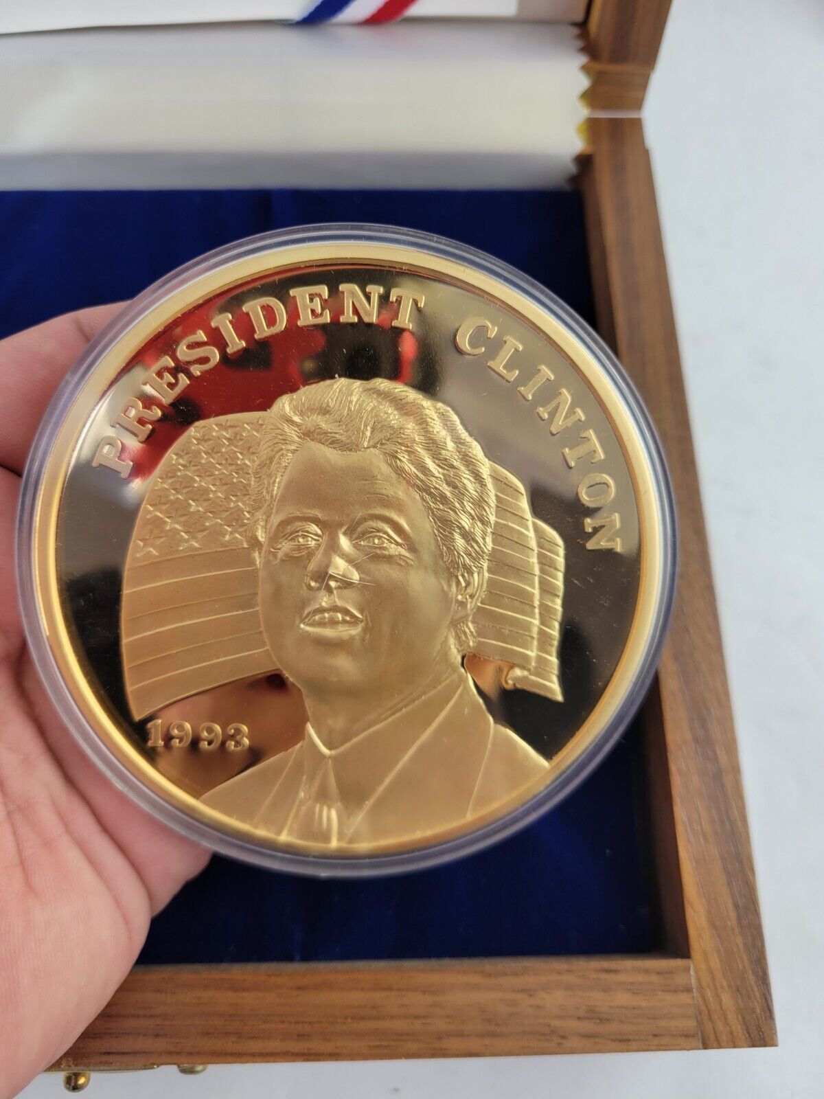 The Washington Mint 1993 Bill Clinton Pound Inaugural .999 Fine Silver 17oz.