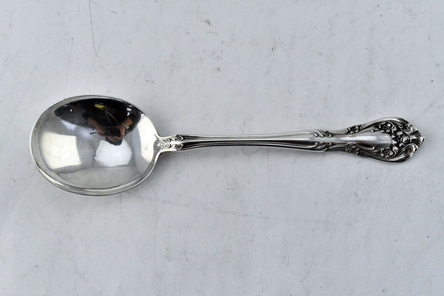 Chateau Rose by Alvin Sterling Silver 6 1/4" Round Bowl Cream Soup Spoon 1 oz.
