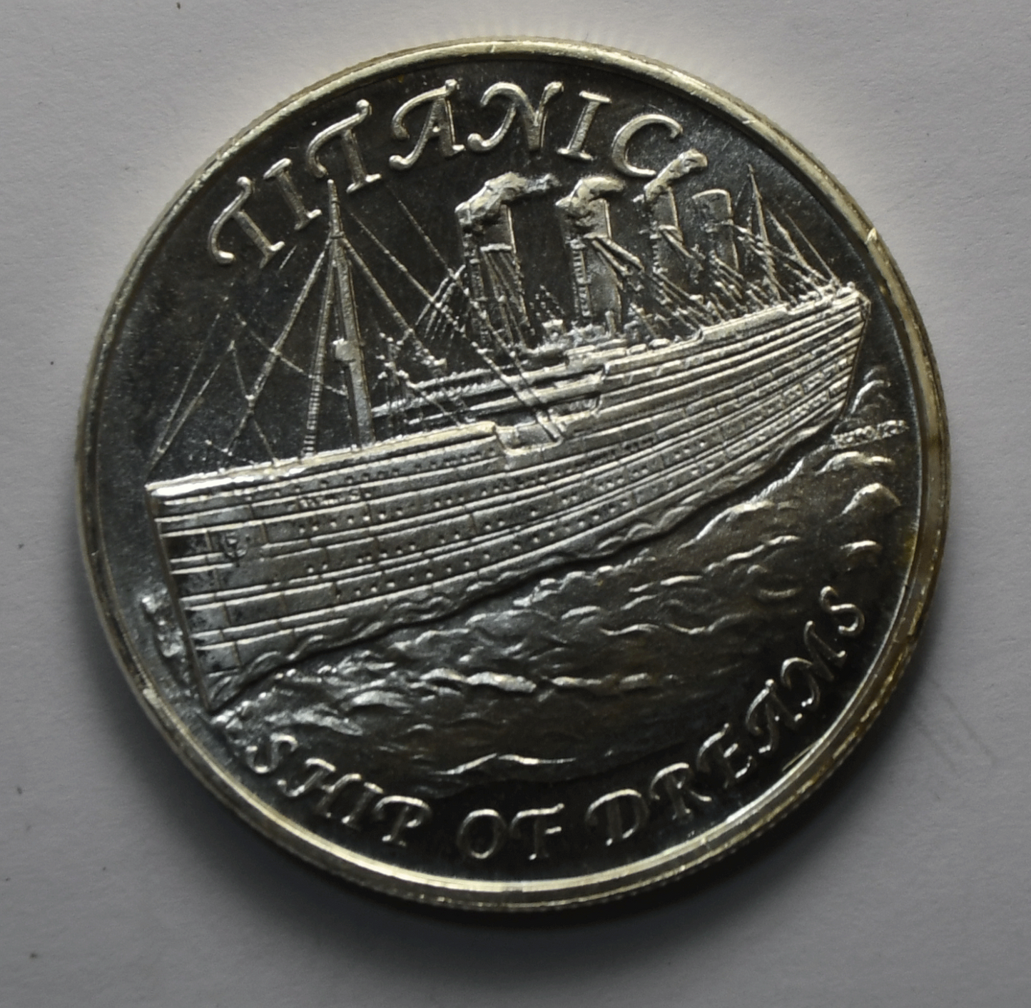Titanic Ship of Dreams Proof Silver 1ozt. Fine .999 Round April 10 1912