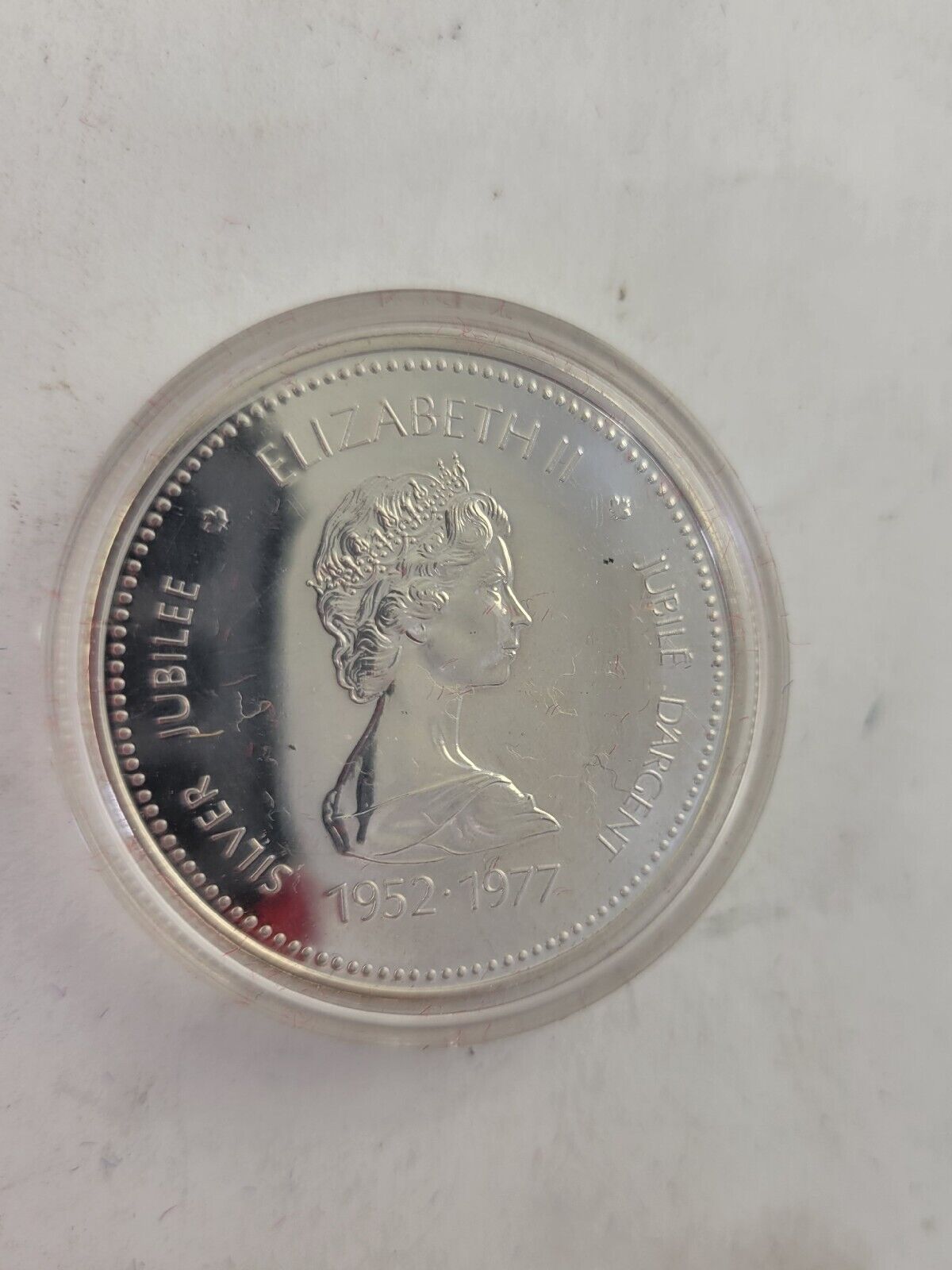 1977 Canada 1 One Dollar Commemorative Throne of the Senate 50% Silver Boxed