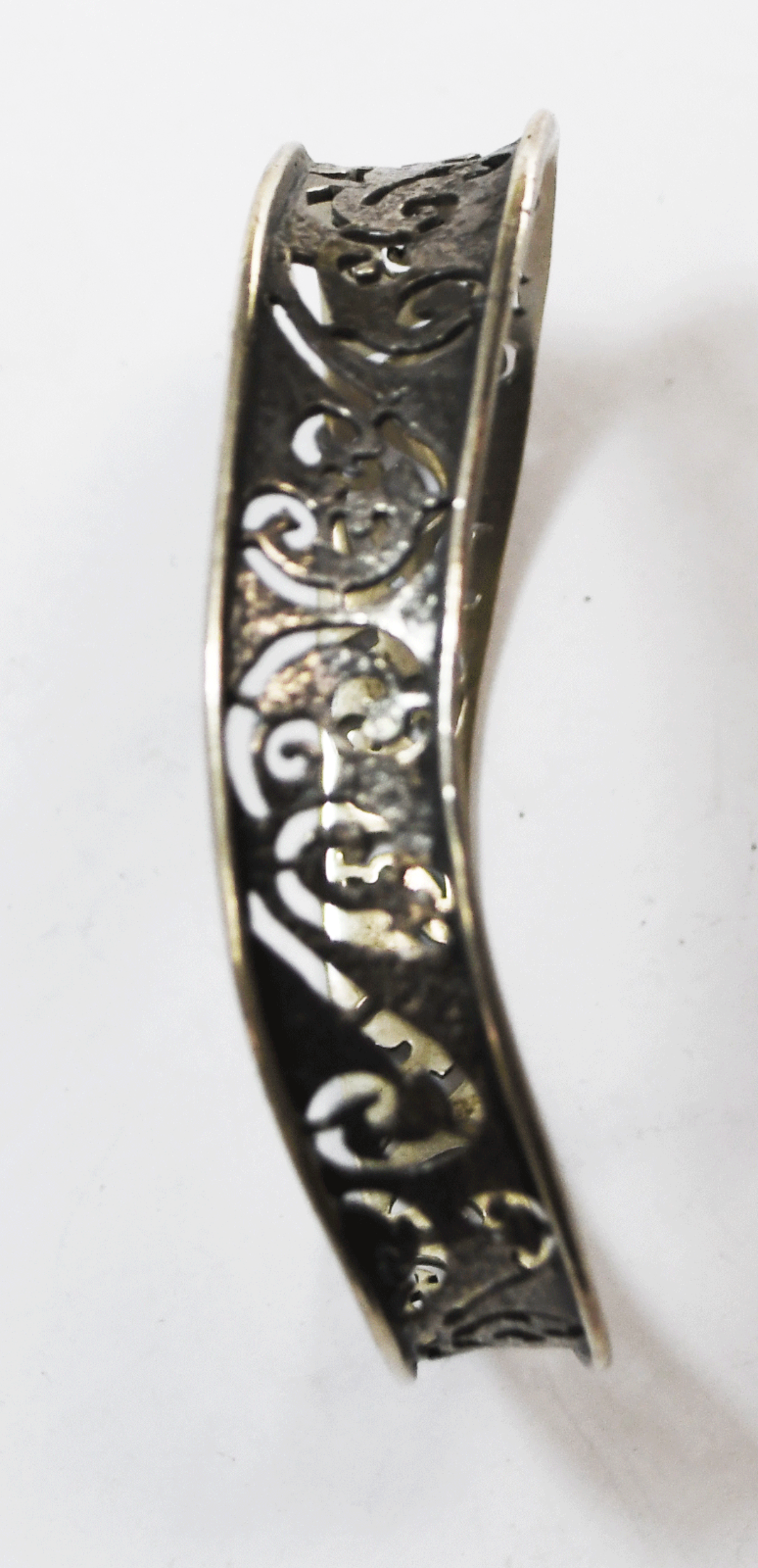 Sterling Silver Silpada Oxidized Wavy Filigree Cutout Bangle Bracelet B2082