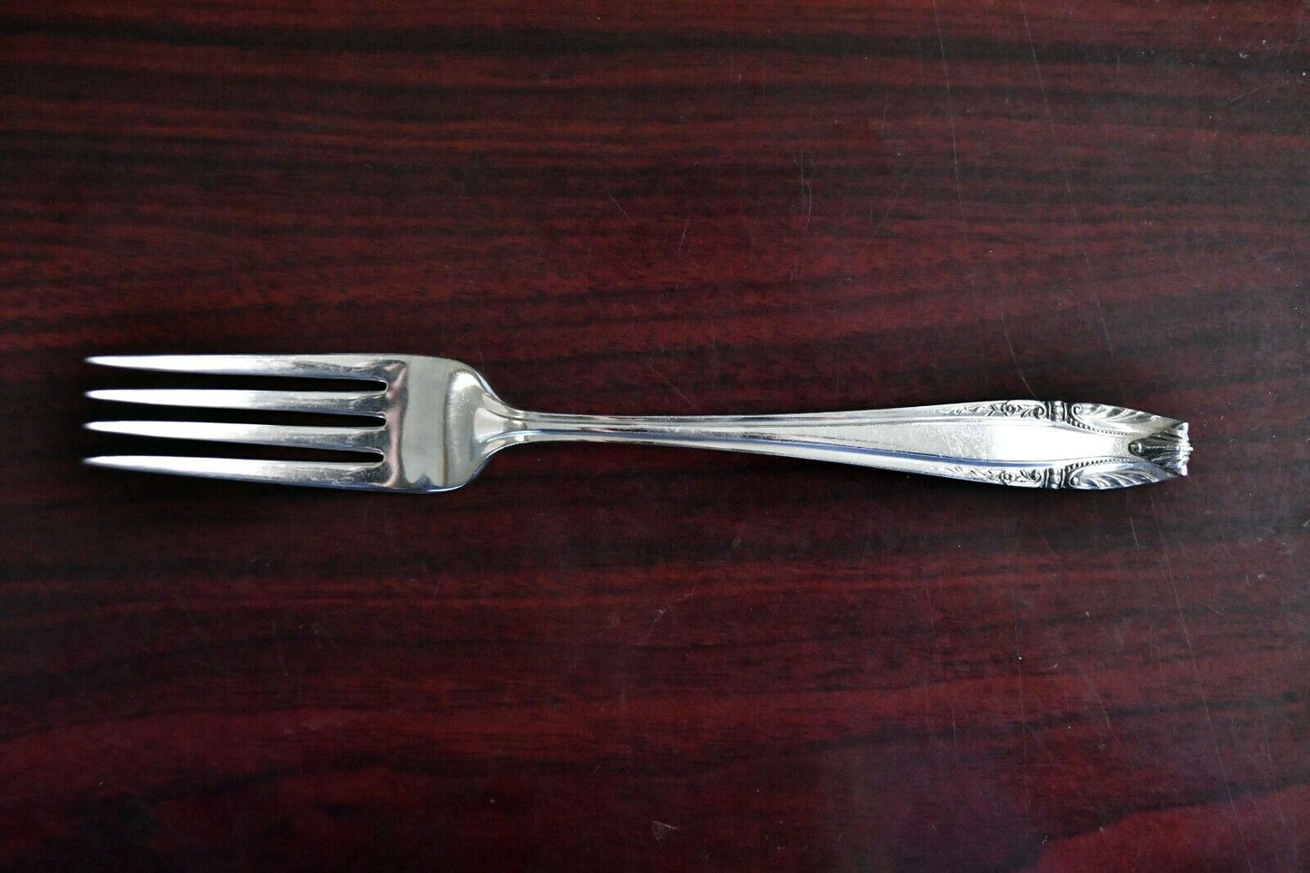 Stradivari by Wallace Sterling Silver Solid 7 1/4" Dinner Fork 1.5 oz.