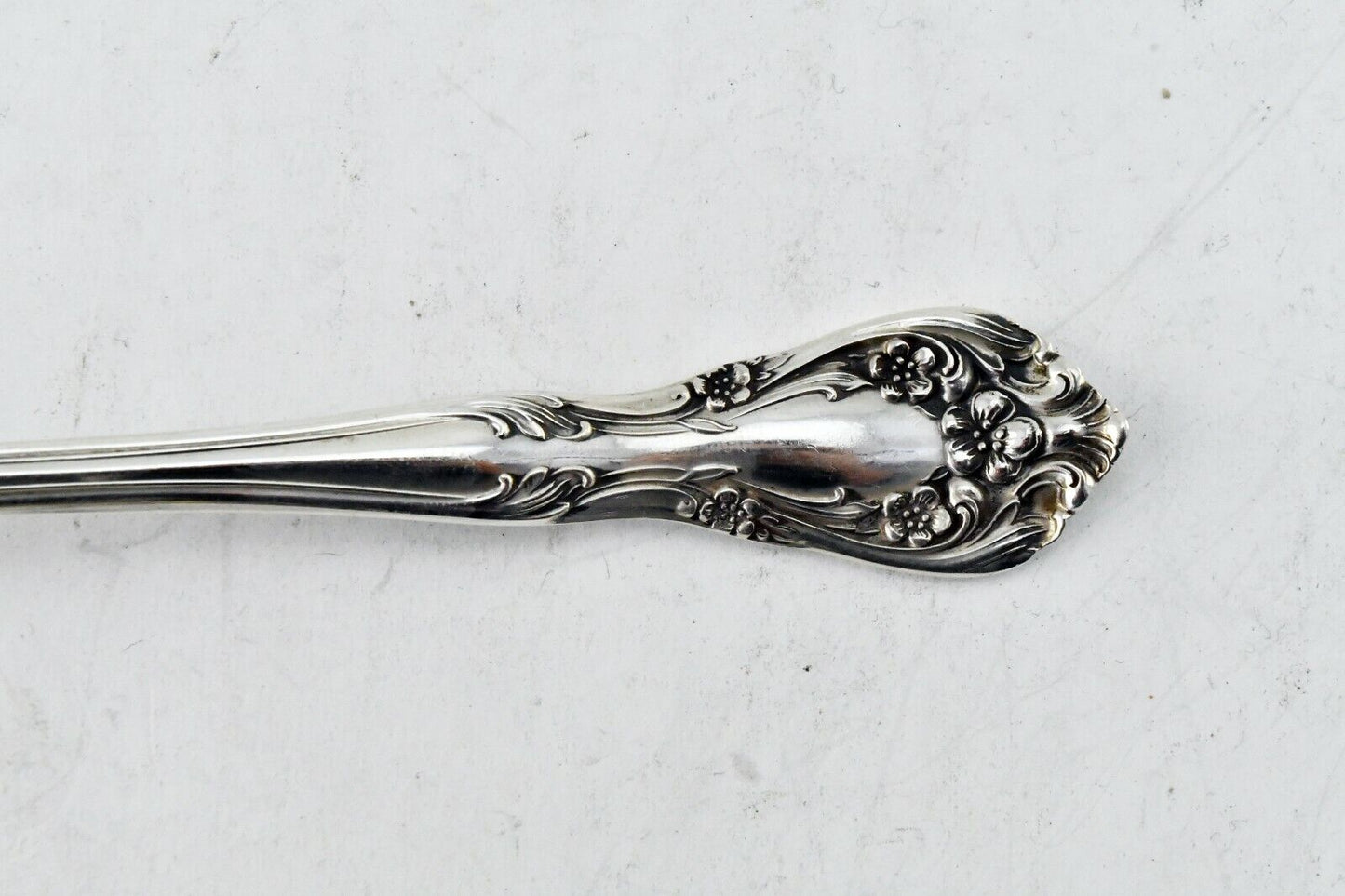 Chateau Rose by Alvin Sterling Silver 6 1/4" Round Bowl Cream Soup Spoon 1 oz.