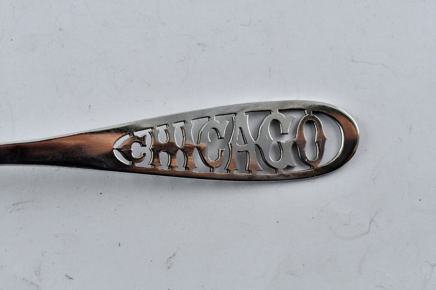 Chicago Illinois Sterling Silver 5 1/8" Souvenir Spoon By Manchester .45oz.