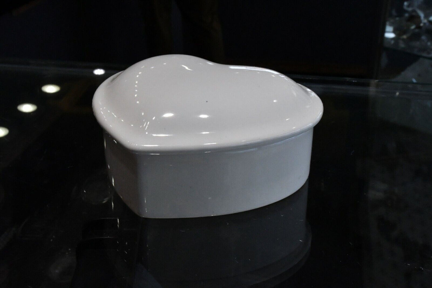 Vintage Heart Shaped White Ceramic Jewelry Ring Box 4 1/4" Wide x 2" Deep