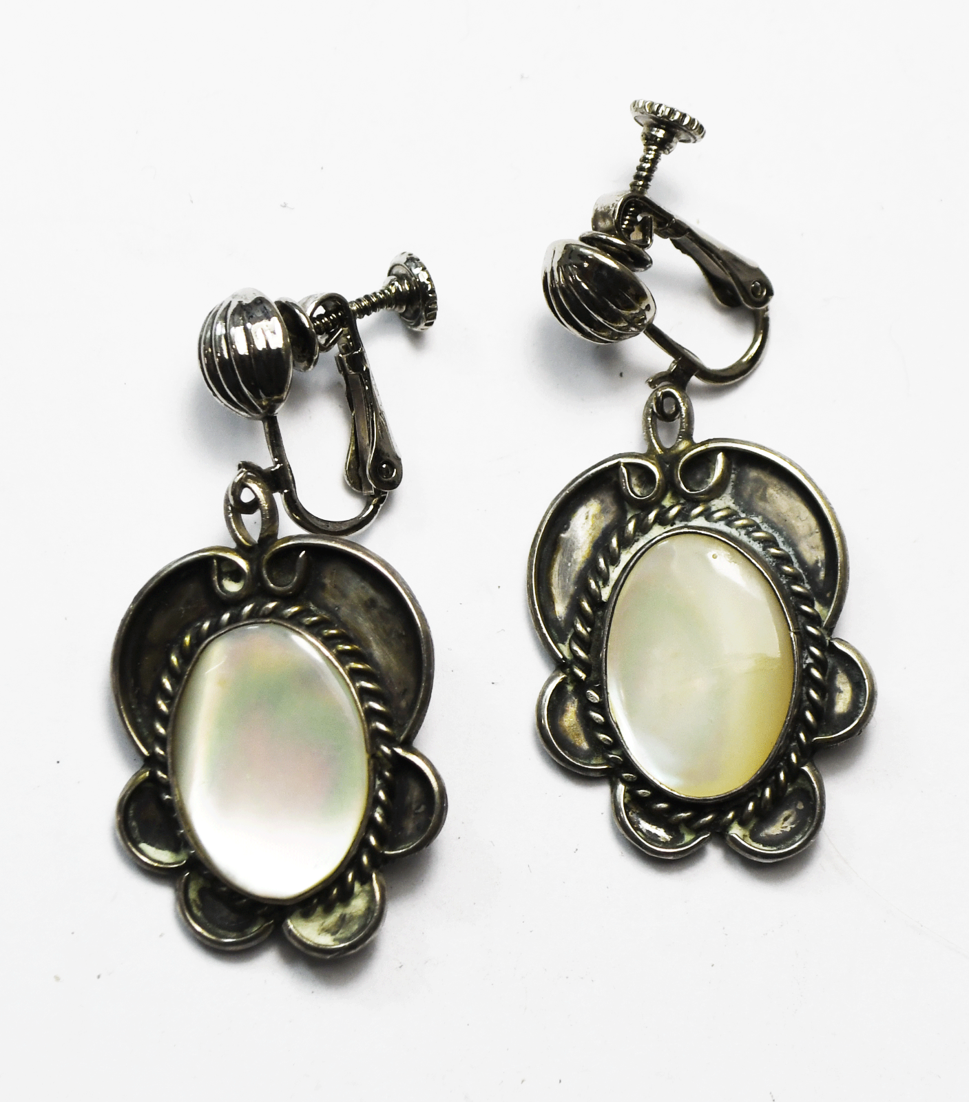 Coin Silver 26" Squash Blossom 3-5/8" Naja MOP 47mm Earrings 54mm Cuff Bracelet