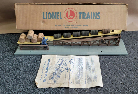 Vintage Lionel Trains No.362 Barrel Loader O Scale in Original Box & Barrels