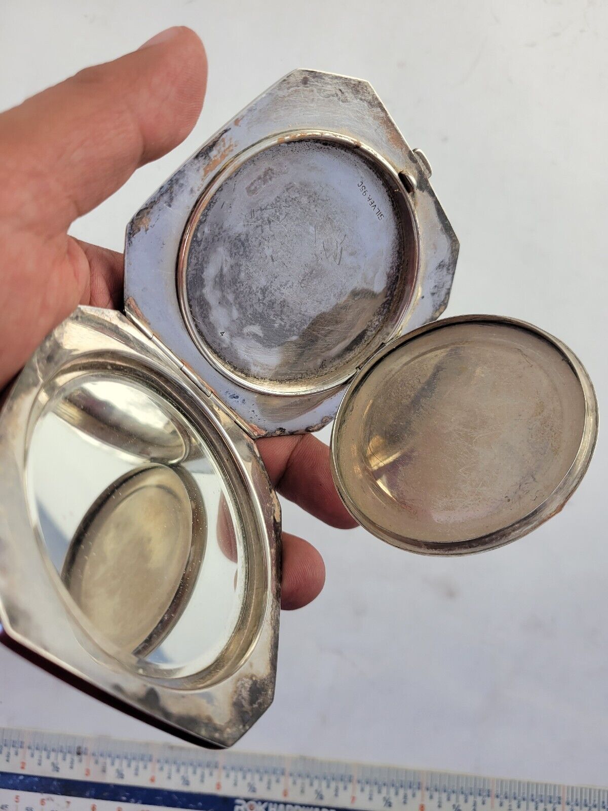 950 Sterling Silver 2 7/8" Octagon Mirror Make-Up Compact Hand Chased