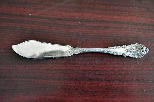 Sir Christopher by Wallace Sterling 7 5/8" Flat Master Butter Spreader 1.7 oz.
