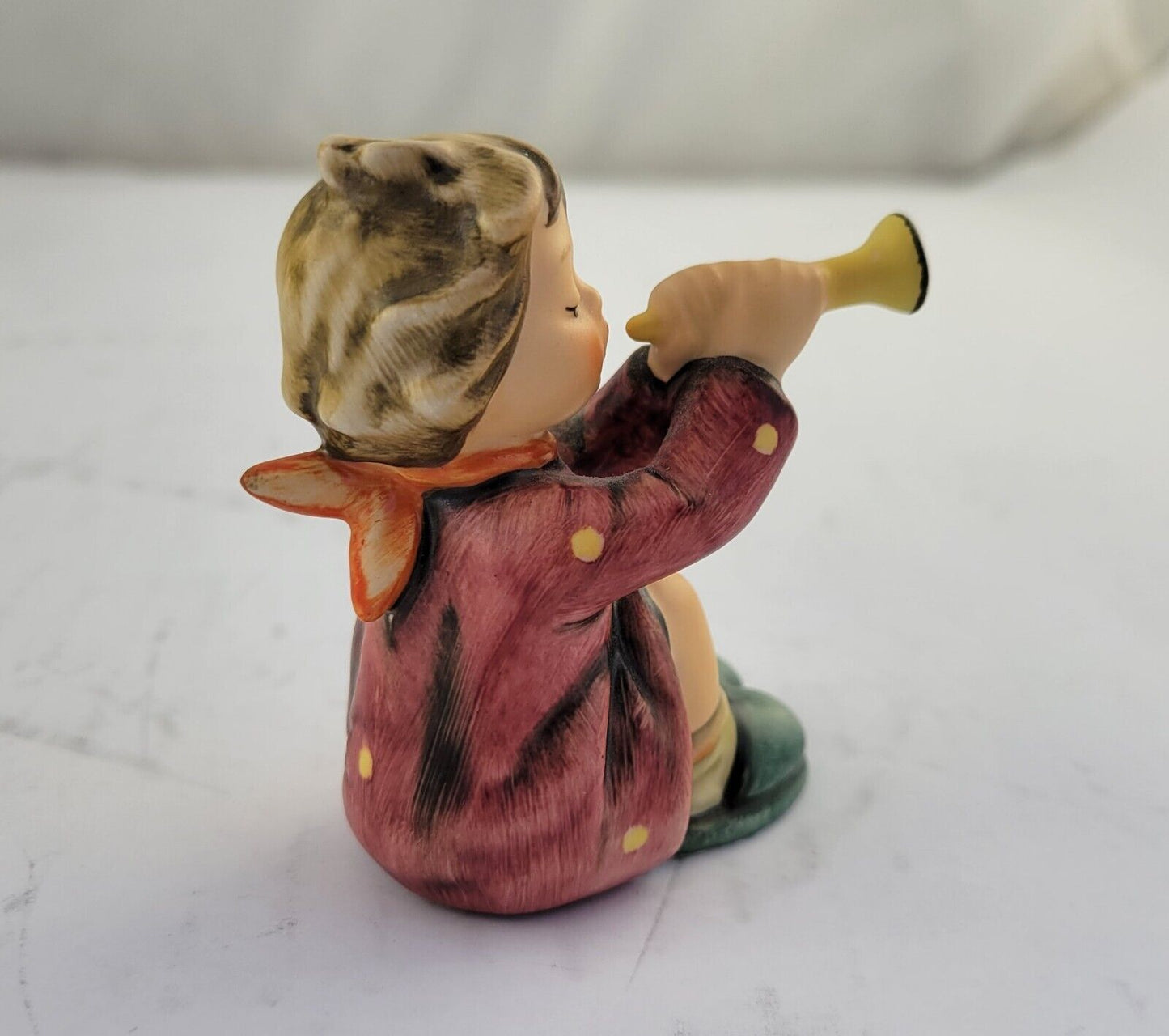 Hummel Goebel #391 Girl Playing Horn Trumpet Figurine 1968 Germany TMK 7