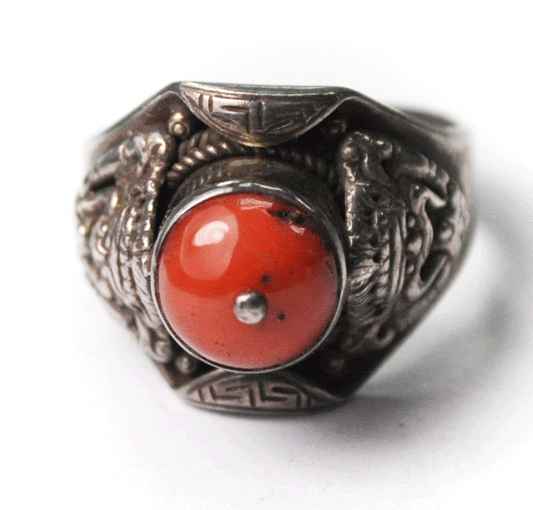 Vintage Sterling Silver Coral Cabochon Dragon Edge 15mm Size 7