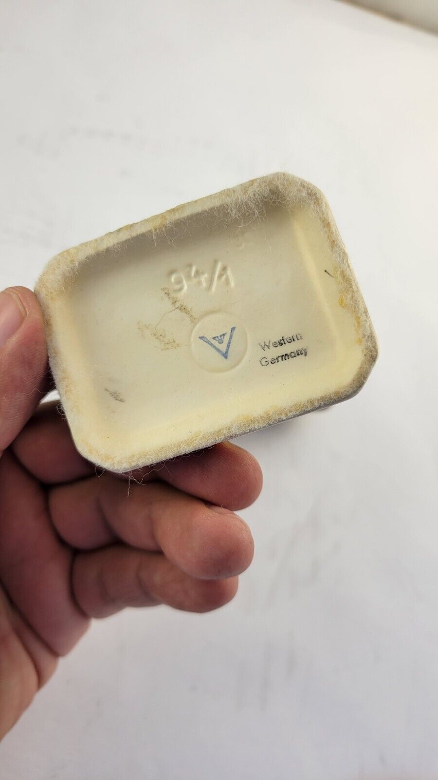 Hummel Goebel #94 /1 "Surprise" TMK-2 Boy & Girl holding Basket 1950-1959