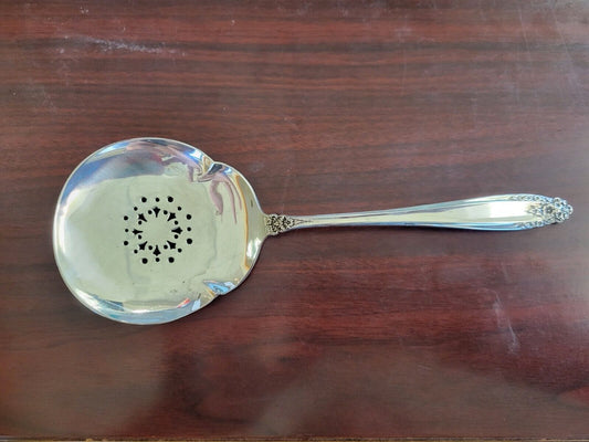 Prelude by International Sterling 8 1/8" International Tomato Server 2.2oz.