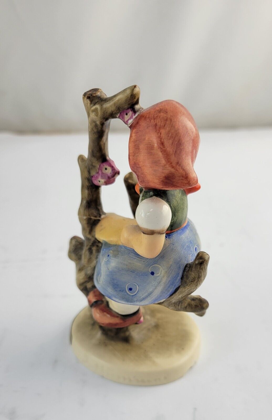 Goebel Hummel  W. Germany 3 7/8" Figurine  141 3/0 Apple Tree Girl Germany TMK-3