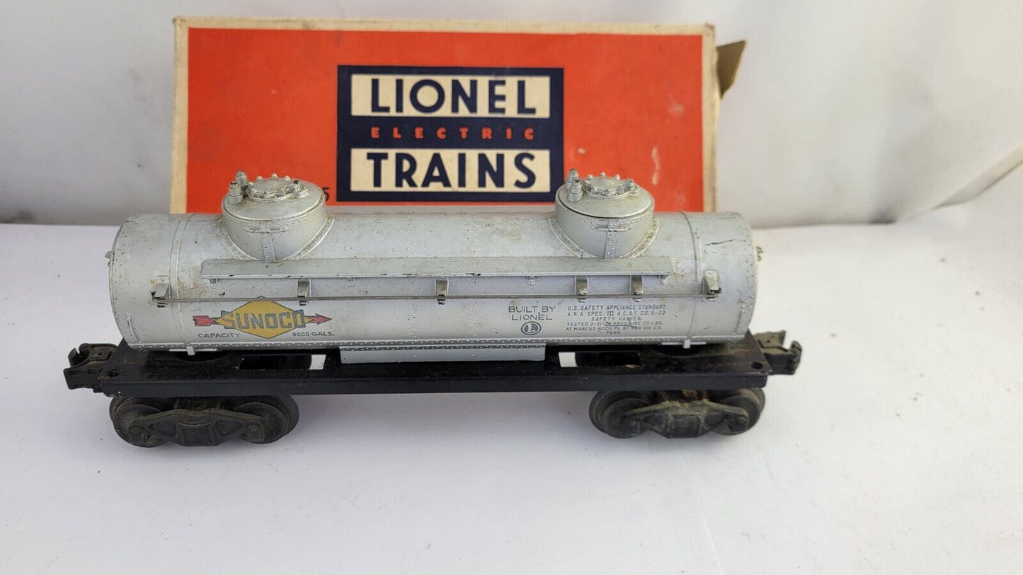 Lionel  6465 Sunoco 2 Dome Oil Tank Car Postwar Train w/Original Box Gauge O