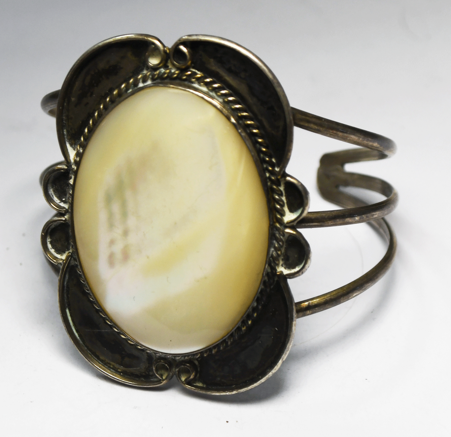 Coin Silver 26" Squash Blossom 3-5/8" Naja MOP 47mm Earrings 54mm Cuff Bracelet