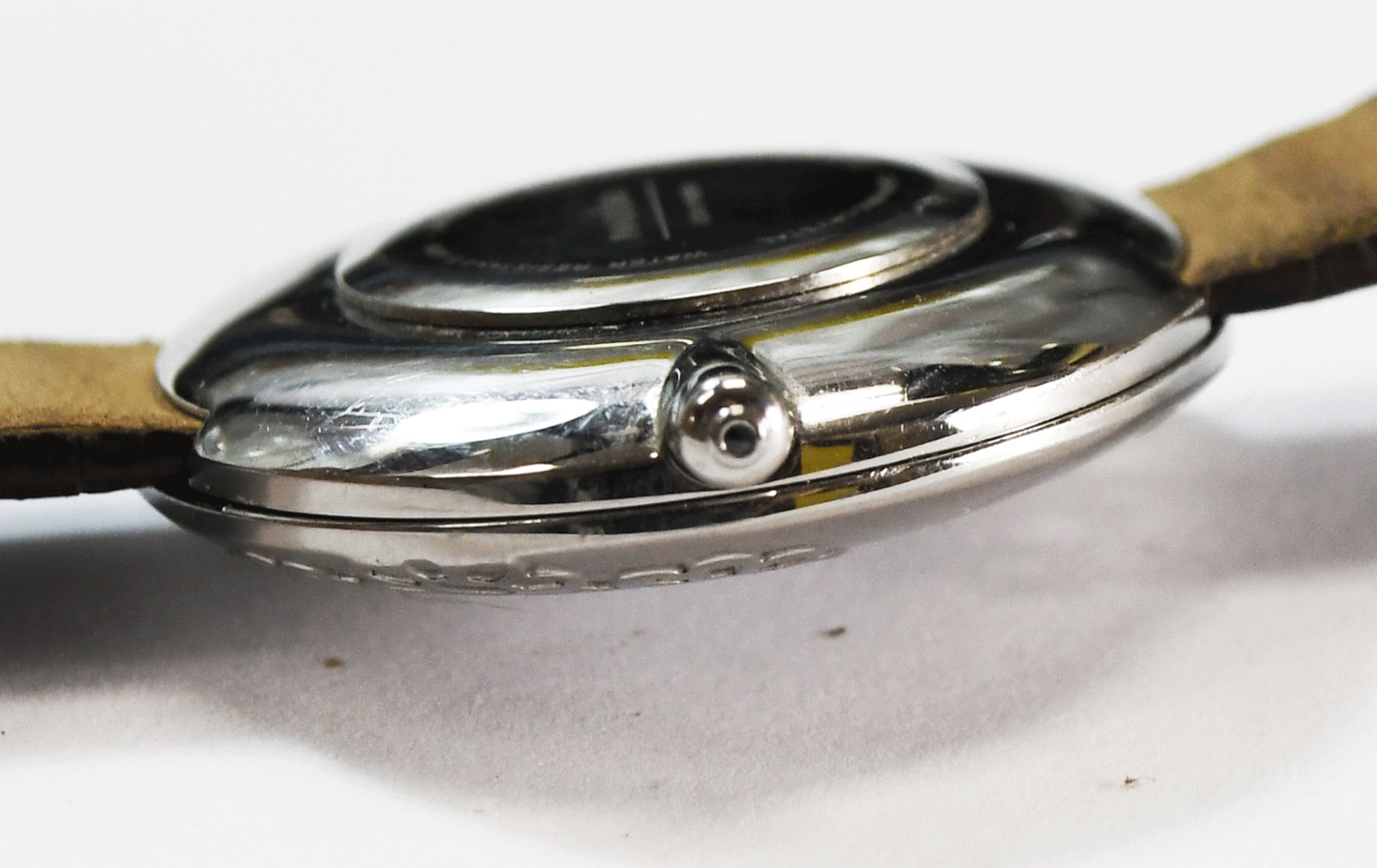 Pandora Icon 811060WH 15-1/4" Long Wrap Around Band 29mm Round Wristwatch