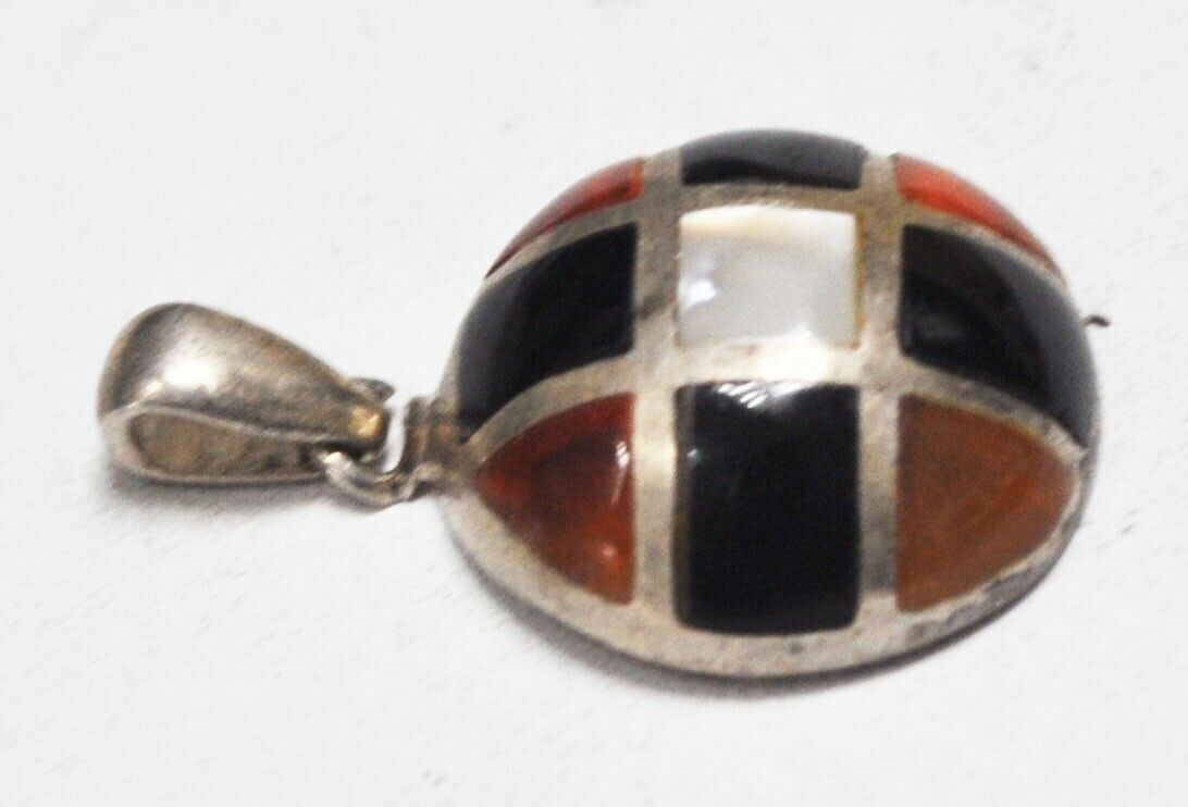 Sterling Silver Square Onyx Amber MOP Inlay Round Domed Pendant 26x17mm