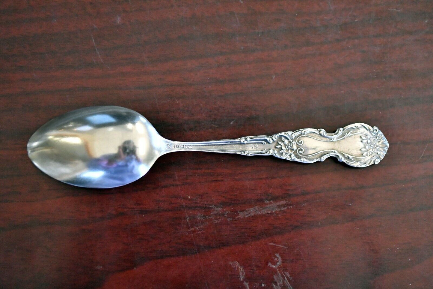 Custom House Memphis Tennessee Sterling Silver 5 1/8" Souvenir Spoon.56 oz