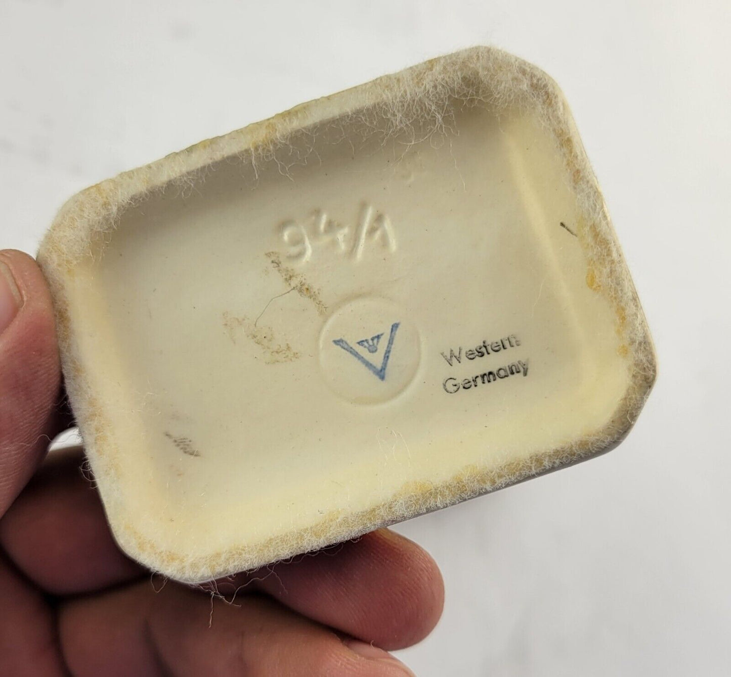 Hummel Goebel #94 /1 "Surprise" TMK-2 Boy & Girl holding Basket 1950-1959