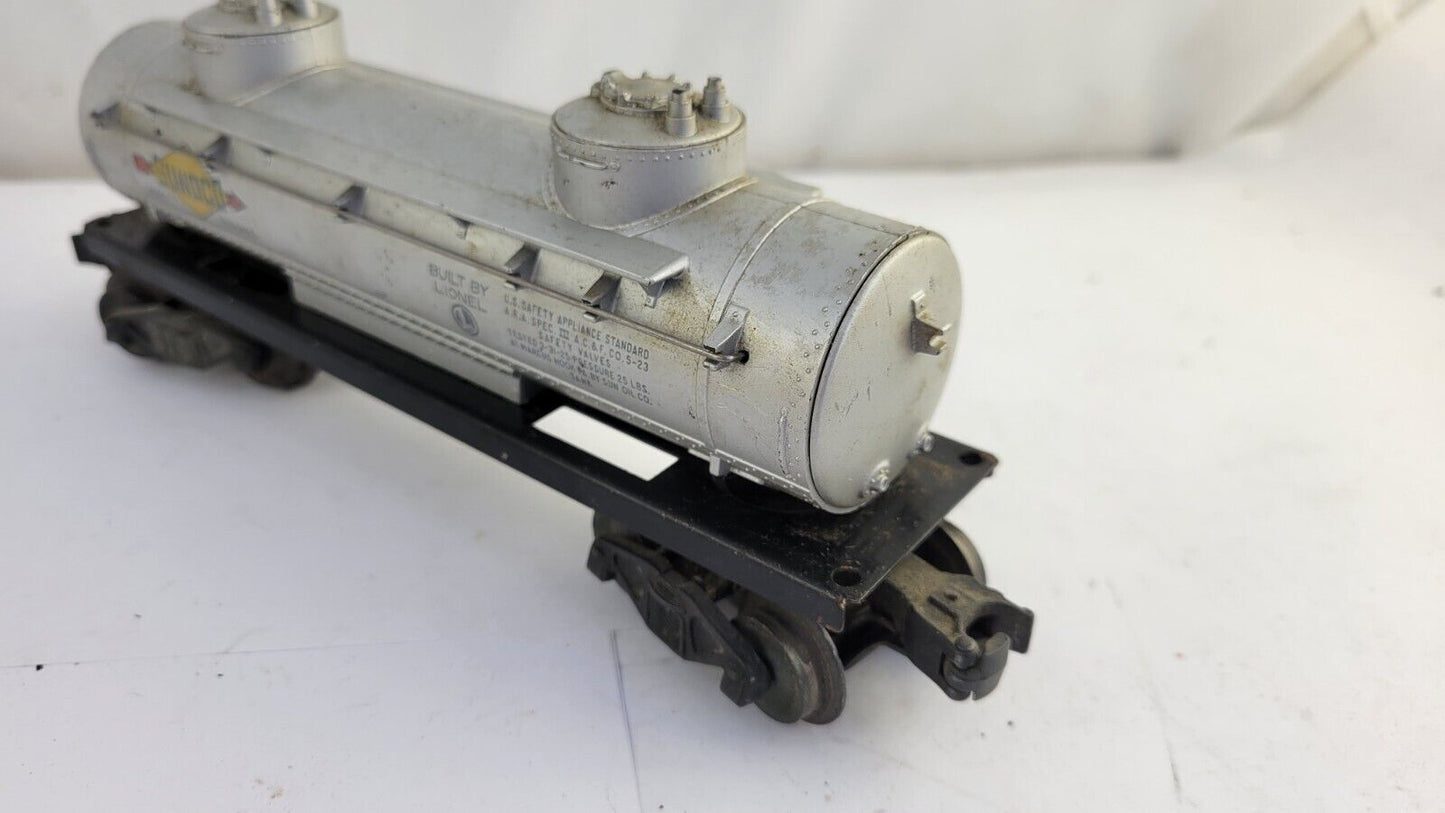 Lionel  6465 Sunoco 2 Dome Oil Tank Car Postwar Train w/Original Box Gauge O