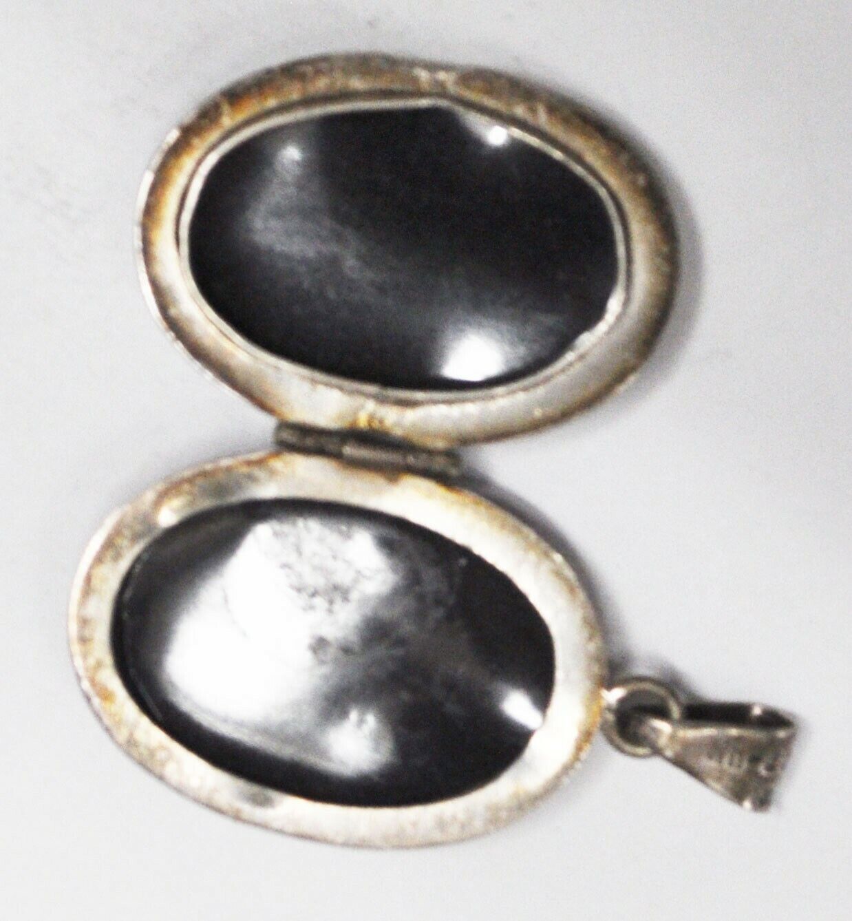 Sterling Silver Mexico TT-44 Oval Clam Shell Locket Pendant 45mm x 24mm