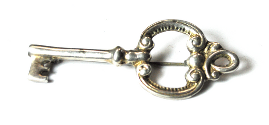 Vintage Sterling Silver Key Brooch Pin 2-1/2" x 1"   9.6g