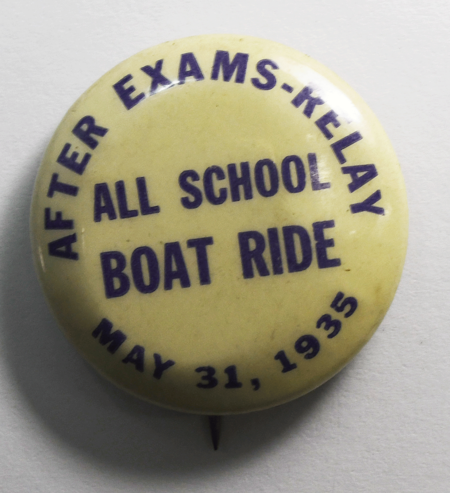 1935 After Exams Relay All School Boat Ride Pinback 31mm Button M Pudlin