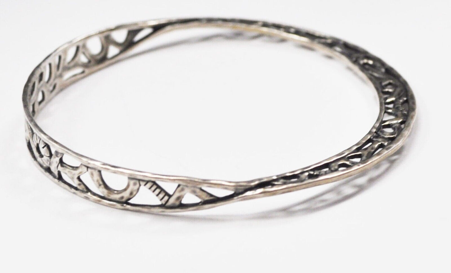Sterling Silver Silpada Round Filigree Bangle Twist Bracelet B2784 2-3/4"