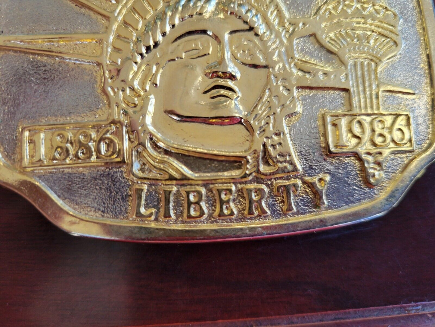 Vintage Statue of Liberty 100 Years of Liberty Two Tone Belt Buckle 1886 - 1986