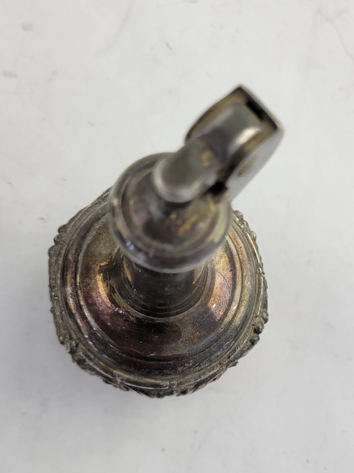 2 Pairs of Collectible Silver Plated Ronson Crown & Decanter Table Lighters