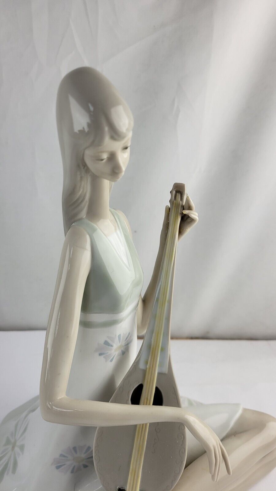 Lladro Sitting Girl With Guitar Mandolin Figurine Porcelain Spain Matte 10" Tall