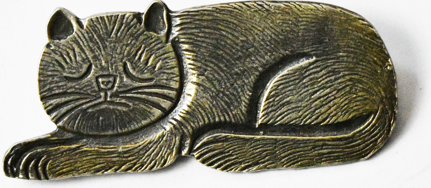 Sterling Silver Clarence Lee Sleeping Cat Brooch Pin 48mm x 20mm