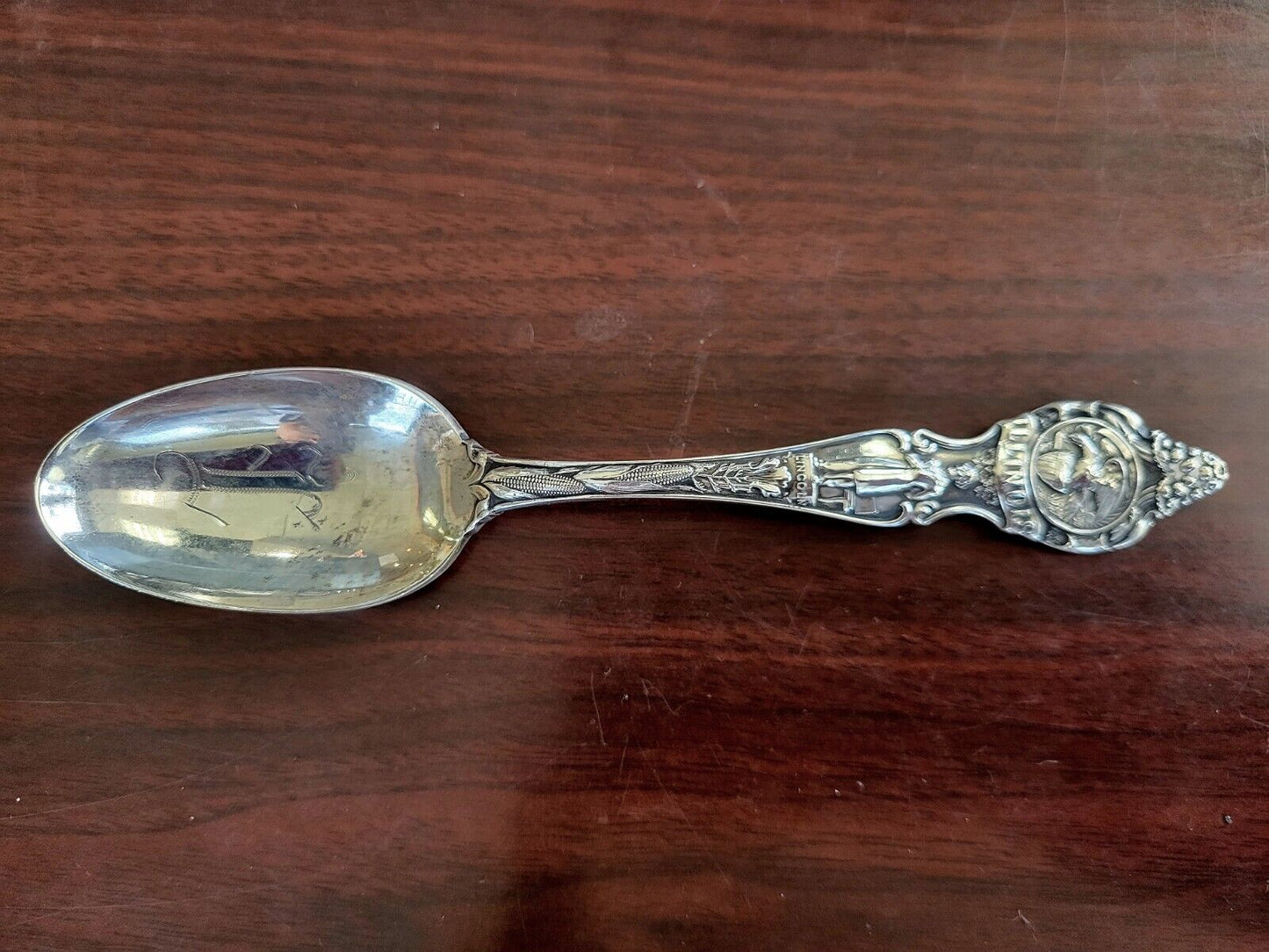 1908 Illinois State Sterling Silver 5 7/8" Souvenir Spoon  .97oz Lincoln